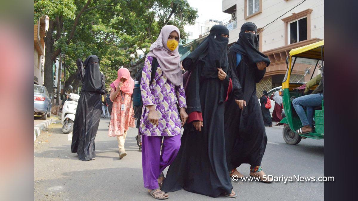 Trending Topics, Hijab Row, Hijab Crisis, Karnataka High Court, PUC Examination Centre