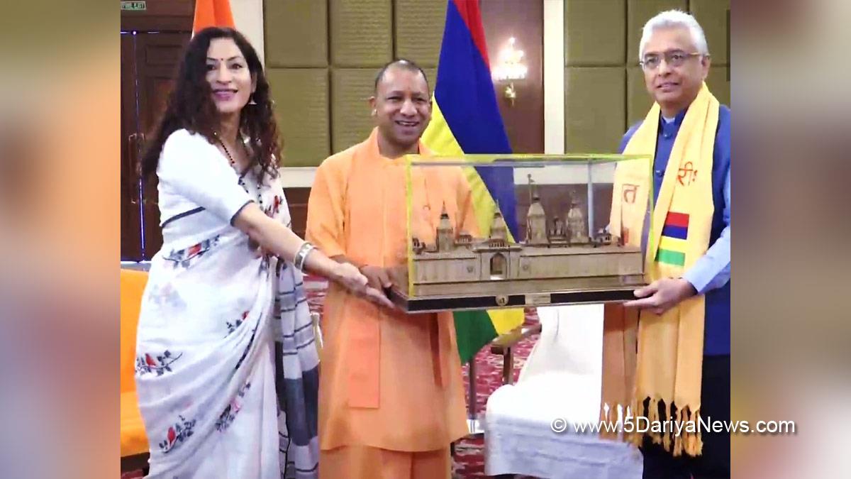 Yogi Adityanath, Lucknow, Uttar Pradesh,  BJP, Bharatiya Janata Party, Mauritius, Pravind Jugnauth, Varanasi