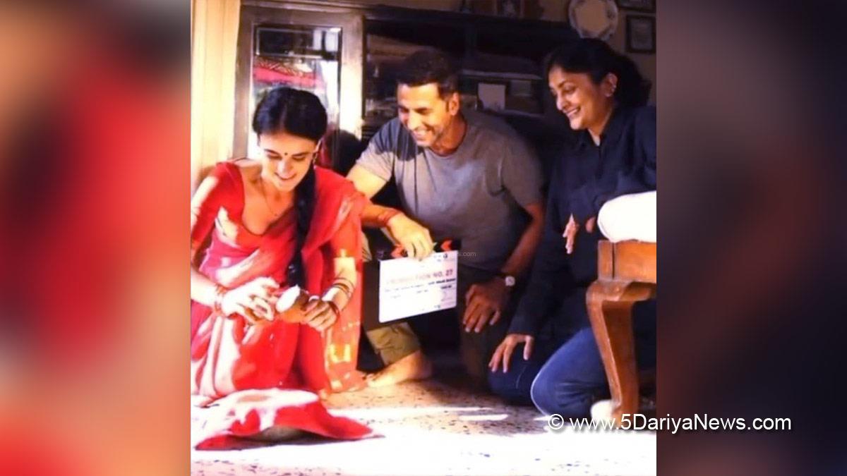 Akshay Kumar, Bollywood, Entertainment, Mumbai, Actor, Cinema, Hindi Films, Movie, Mumbai News, Soorarai Pottru, Sudha Kongara, pooja