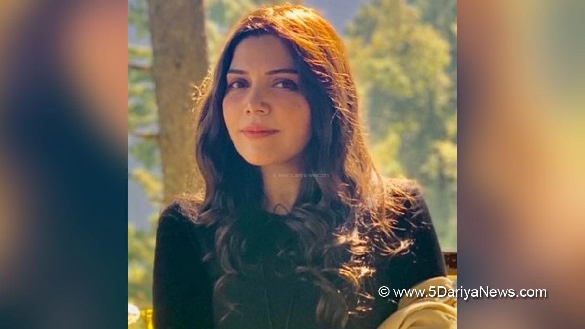 Music, Entertainment, Islamabad, Singer, Song, Musician, Actor, Singer, Hadiqa Kiani