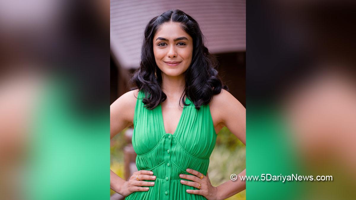 Bollywood, Entertainment, Mumbai, Actress, Cinema, Hindi Films, Movie, Mumbai News, Heroine, Mrunal Thakur, Jersey