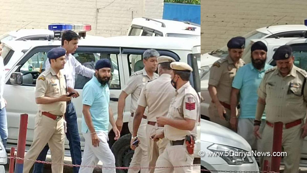 Tajinder Pal Singh Bagga , BJP Leader , Tajinder Pal Singh Bagga Arrest , New Delhi , Punjab Police , Indian Penal Code , Arvind Kejriwal