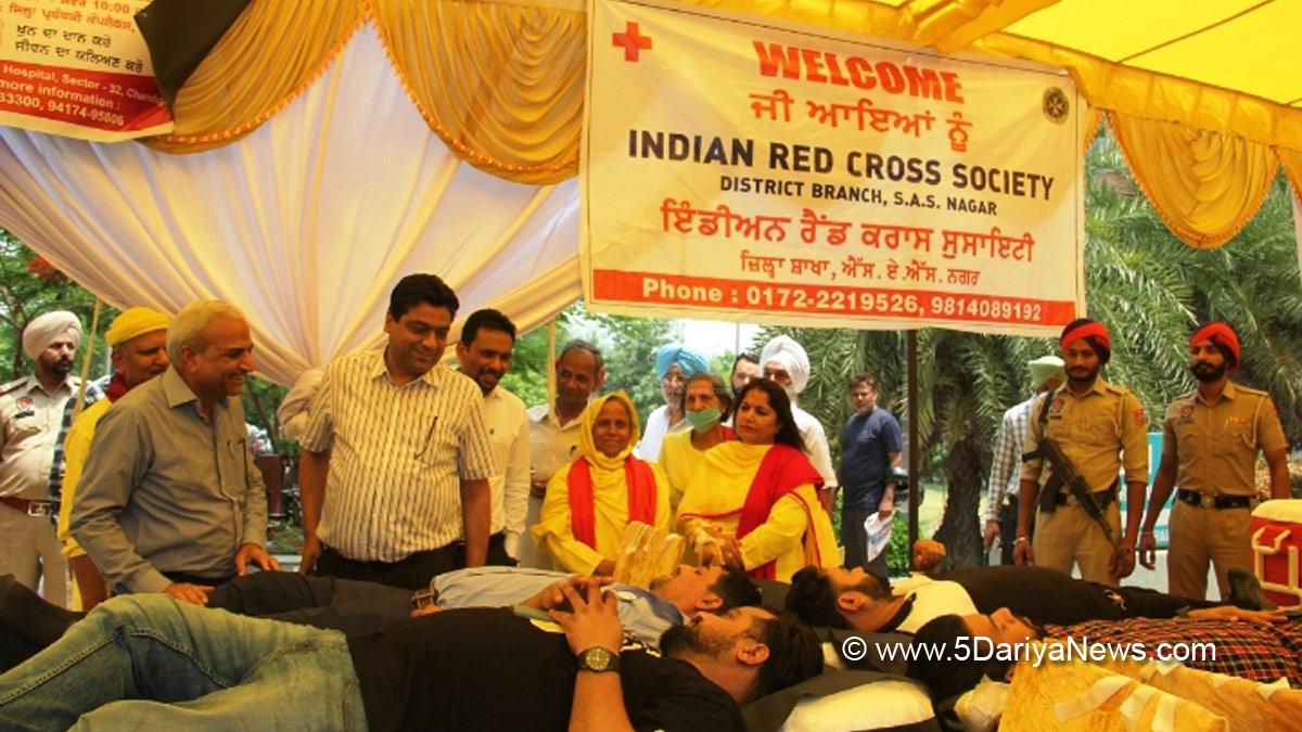 Blood Camp,Blood Donation Camp, Indian Red Cross Society, Red Cross,DC Mohali, Amit Talwar, Deputy Commissioner Mohali, S.A.S. Nagar, S.A.S. Nagar Mohali, Mohali, Sahibzada Ajit Singh Nagar