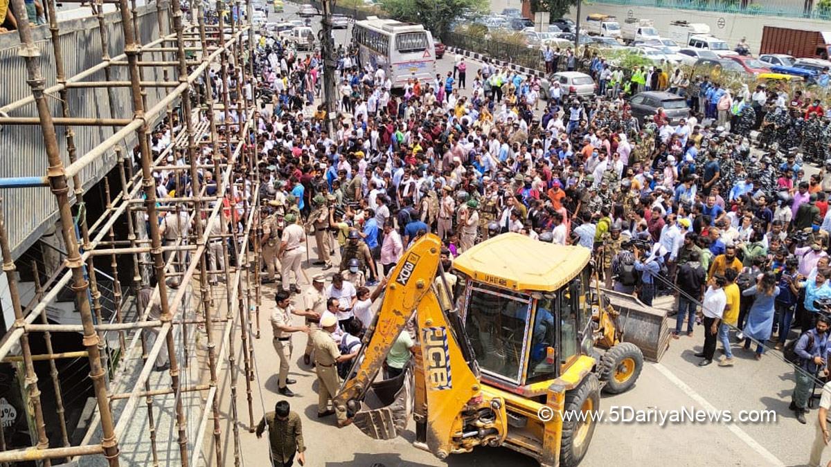 Protest, Agitation, Demonstration, Strike, Shaheen Bagh, Demolition Drive, Bulldozer