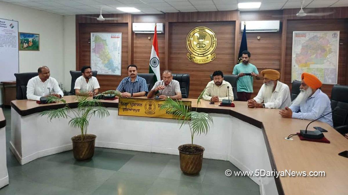 DC Hoshiarpur, Deputy Commissioner Hoshiarpur, Sandeep Hans, Hoshiarpur