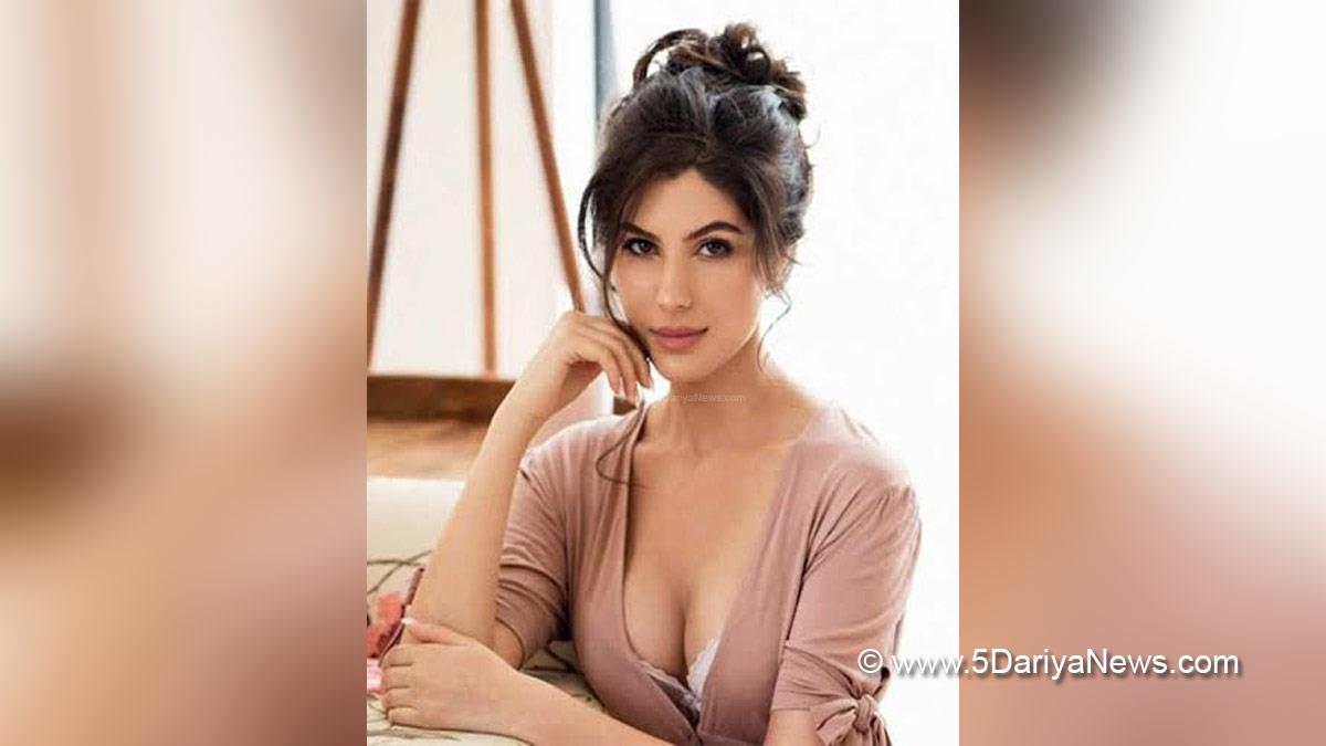 Web Series, Entertainment, Mumbai, Actress, Actor, Mumbai News, Elnaaz Norouzi, Tehran 2