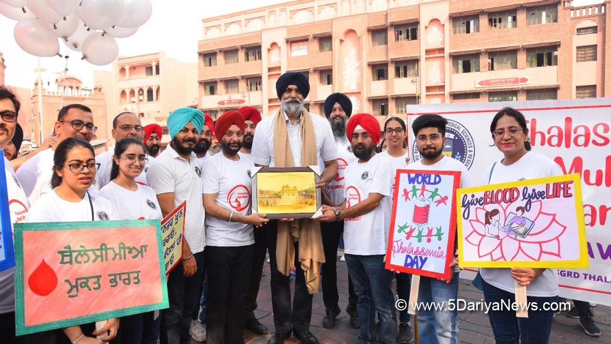 Special Day, Blood Donation Camp , Blood Camp, Sri Guru Ram Das University of Health Sciences, SGRD Thalassemia Welfare Society, Parminder Singh Bhandal, Dr Gursharan Singh Narang, Thalassemia Society,World Thalassemia Day, Amritsar