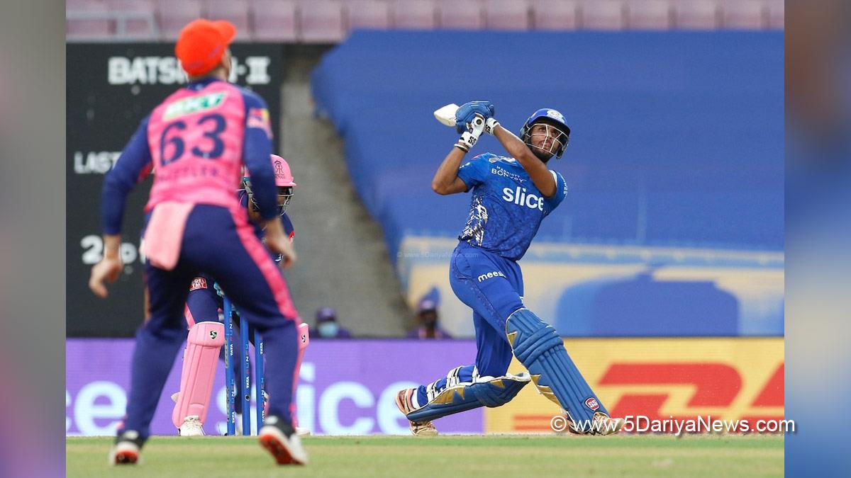 Sports News, Cricket, Cricketer, Player, Bowler, Batsman, Indian Premier League, IPL, IPL 2022, #IPL2022, Mumbai Indians, Tilak Varma, Sunil Gavaskar