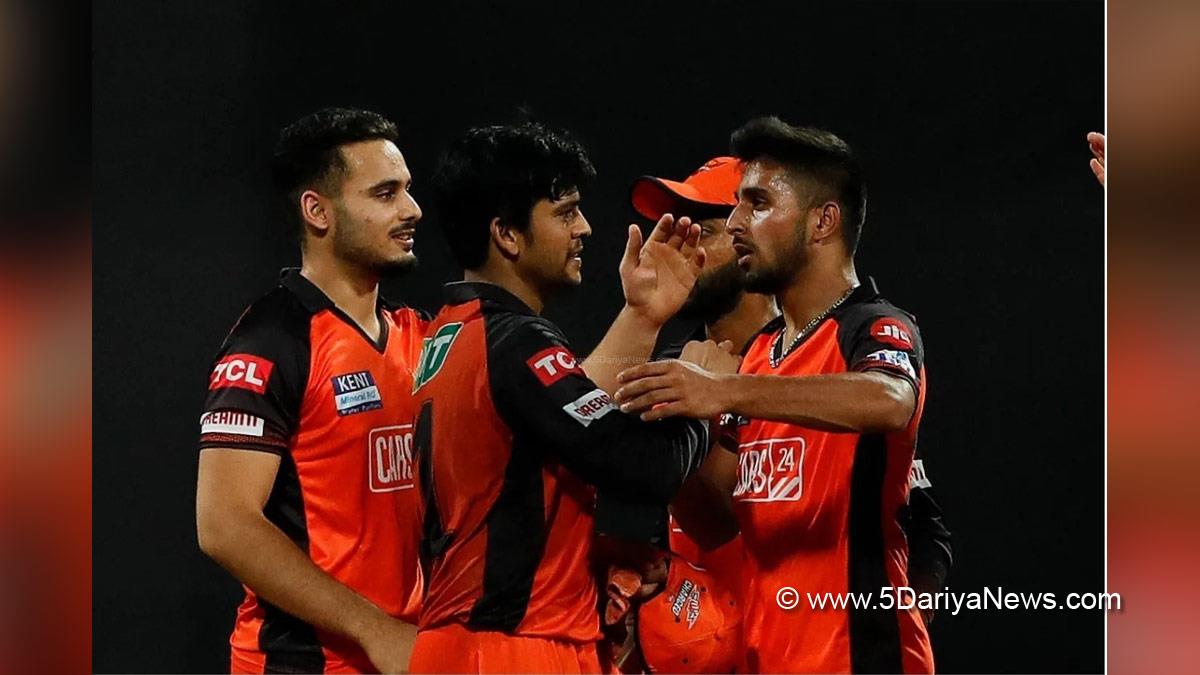 Sports News, Cricket, Cricketer, Player, Bowler, Batsman, Indian Premier League, IPL, IPL 2022, #IPL2022, Rahul Tripathi, Umran Malik, Sunrisers Hyderabad, Mumbai Indians