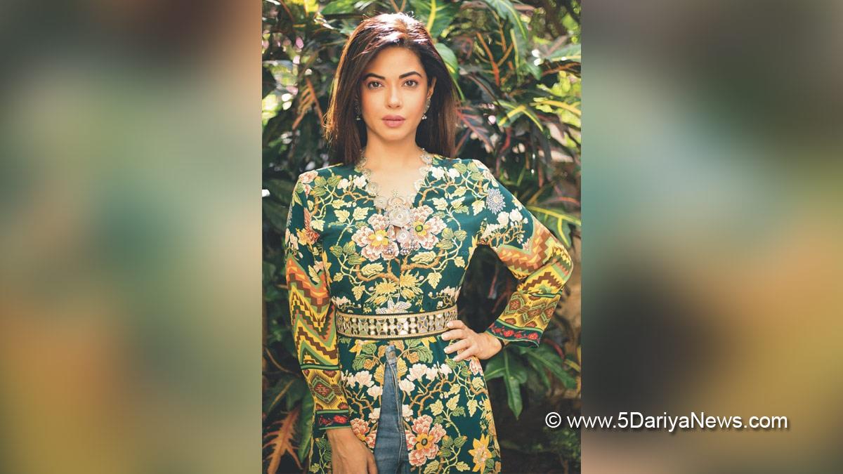 Bollywood, Entertainment, Mumbai, Actor, Actress, Cinema, Hindi Films, Movie, Mumbai News, Heroine, Meera Chopra