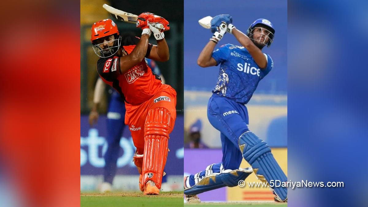 Sports News, Cricket, Cricketer, Player, Bowler, Batsman, Indian Premier League, IPL, IPL 2022, #IPL2022, Matthew Hayden, Sunil Gavaskar, Rahul Tripathi, Tilak Varma