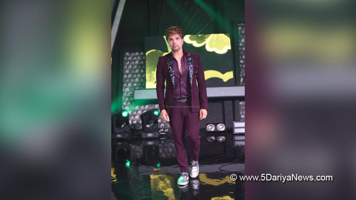 Music, Entertainment, Mumbai, Singer, Song, Mumbai News, Himesh Reshammiya, Superstar Singer 2, Soyab Ali, Main Jahaan Rahoon