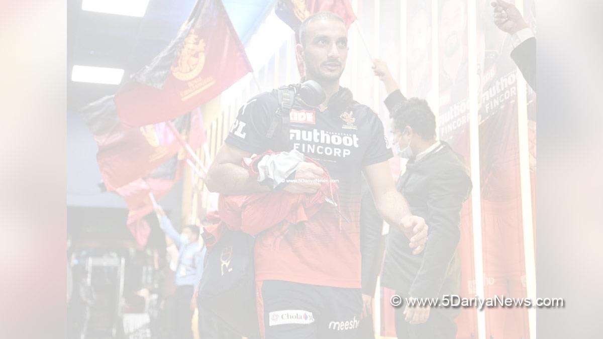 Sports News, Cricket, Cricketer, Player, Bowler, Batsman, Indian Premier League, IPL, IPL 2022, #IPL2022, Harshal Patel, Royal Challengers Bangalore, Lucknow Super Giants