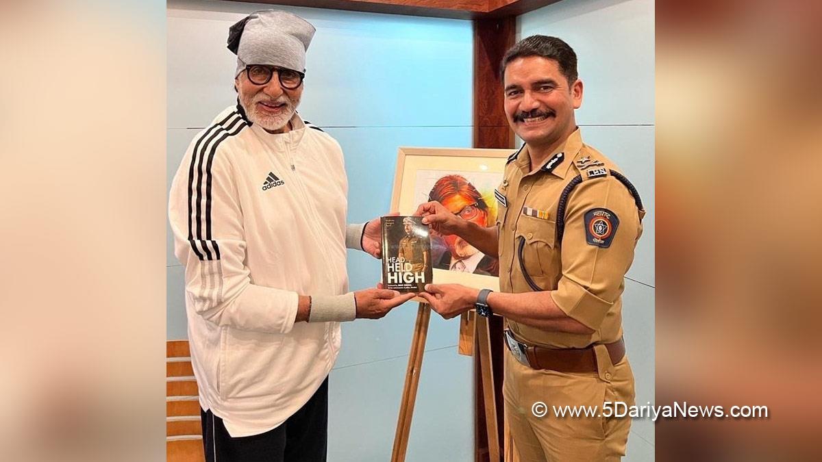 Amitabh Bachchan, Bollywood, Entertainment, Mumbai, Actor, Cinema, Hindi Films, Movie, Mumbai News, Big B, Mumbai Joint Commissioner Book, Vishwas Patil