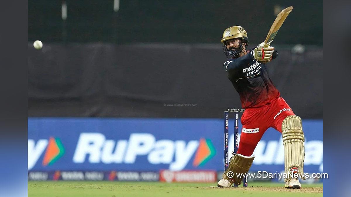 Sports News, Cricket, Cricketer, Player, Bowler, Batsman, Indian Premier League, IPL, IPL 2022, #IPL2022, Royal Challengers Bangalore, Mike Hesson, Dinesh Kartik