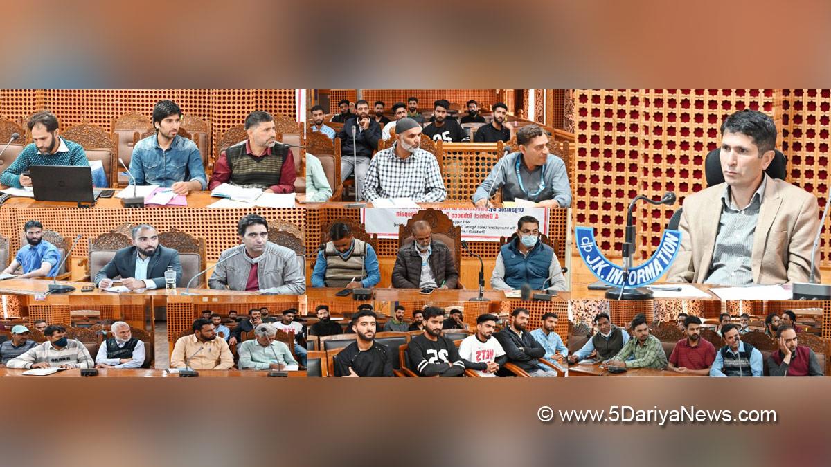 World Bee Keeping Day, National Bee Keeping and Honey Mission, NBHM, National Bee Board, NBB,World Bee & Metrology Day, Shopian, Kashmir, Jammu And Kashmir, Jammu & Kashmir