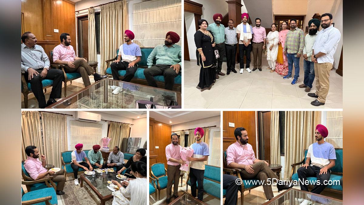 Gurmeet Singh Meet Hayer, Meet Hayer, AAP, Aam Aadmi Party, Aam Aadmi Party Punjab, AAP Punjab, Cricketer Arshdeep Singh