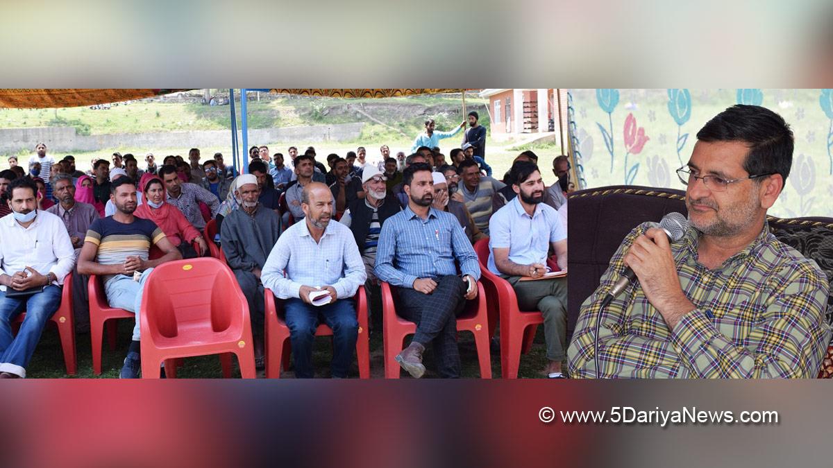 Deputy Commissioner Budgam, DC Budgam, Shahbaz Ahmad Mirza, Budgam, Kashmir, Jammu And Kashmir, Jammu & Kashmir, Jan Abhiyan Camp, Jan Abhiyan, Jan Sunvayi, Jan Abhiyan, Jan Adhikar, Block Diwas, Awami Muhim, Jan Abhiyan Program, Mega Block Diwas, Weekly Block Diwas