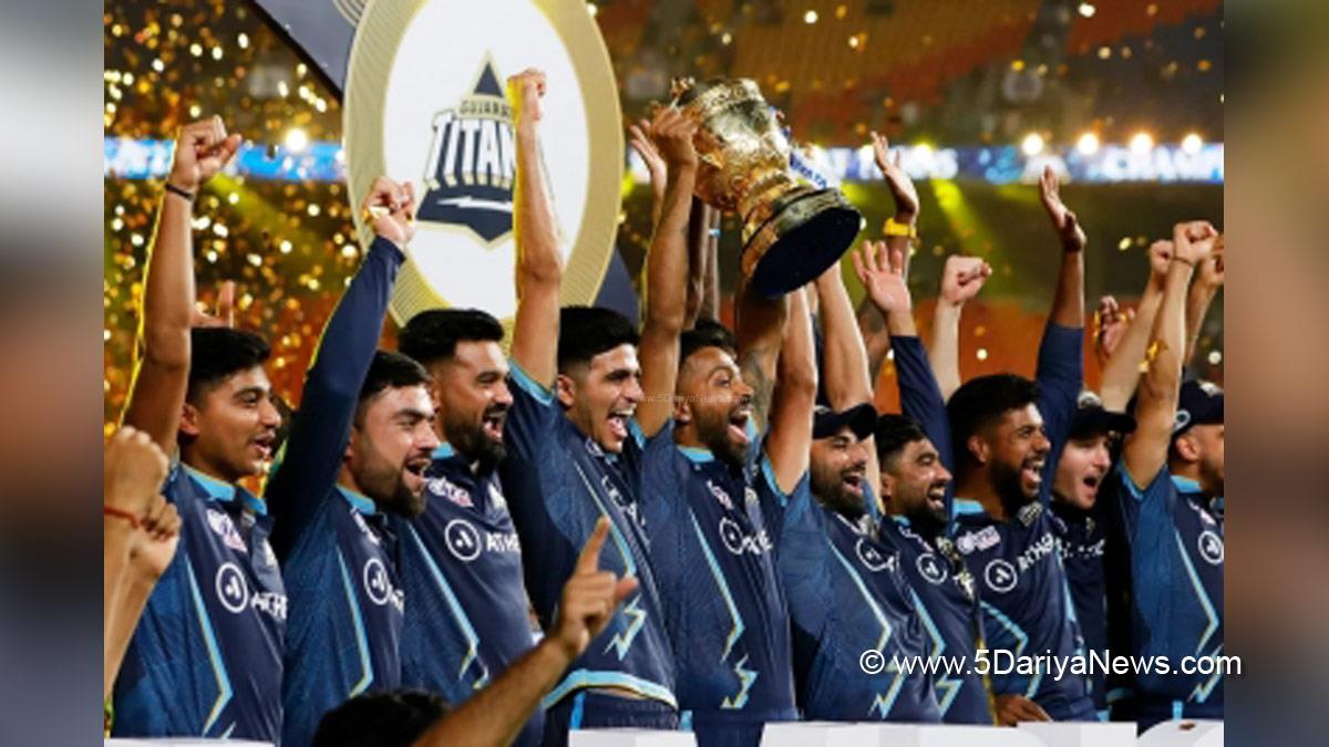 Sports News, Cricket, Cricketer, Player, Bowler, Batsman, Indian Premier League, IPL, IPL 2022, #IPL2022, Sanjay Manjrekar, Hardik Pandya, Mahendra Singh Dhoni