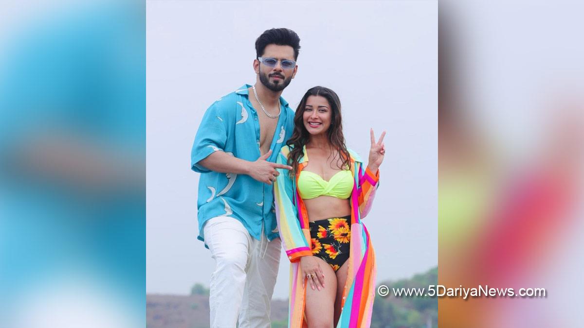 Music, Entertainment, Mumbai, Singer, Song, Mumbai News, Naughty Balam, Rahul Vaidya, Nyrraa M Banerji