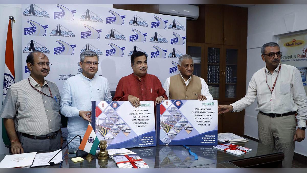 Nitin Gadkari, BJP, Bharatiya Janata Party, Union Minister of Road Transport & Highways, Ashwini Vaishnaw, VK Singh, Road Over Bridges
