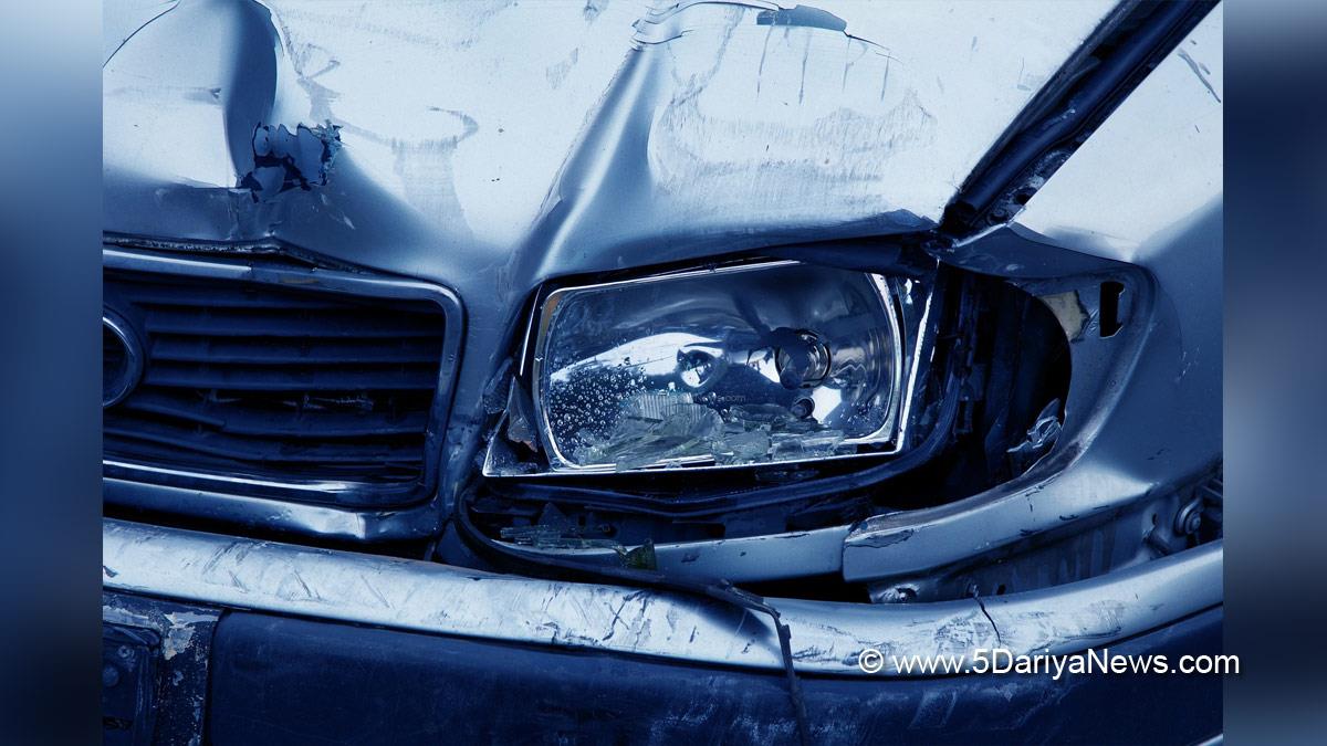 Hadsa India, Hadsa, Indore, Accident, Road Accident, Bike, Pickup