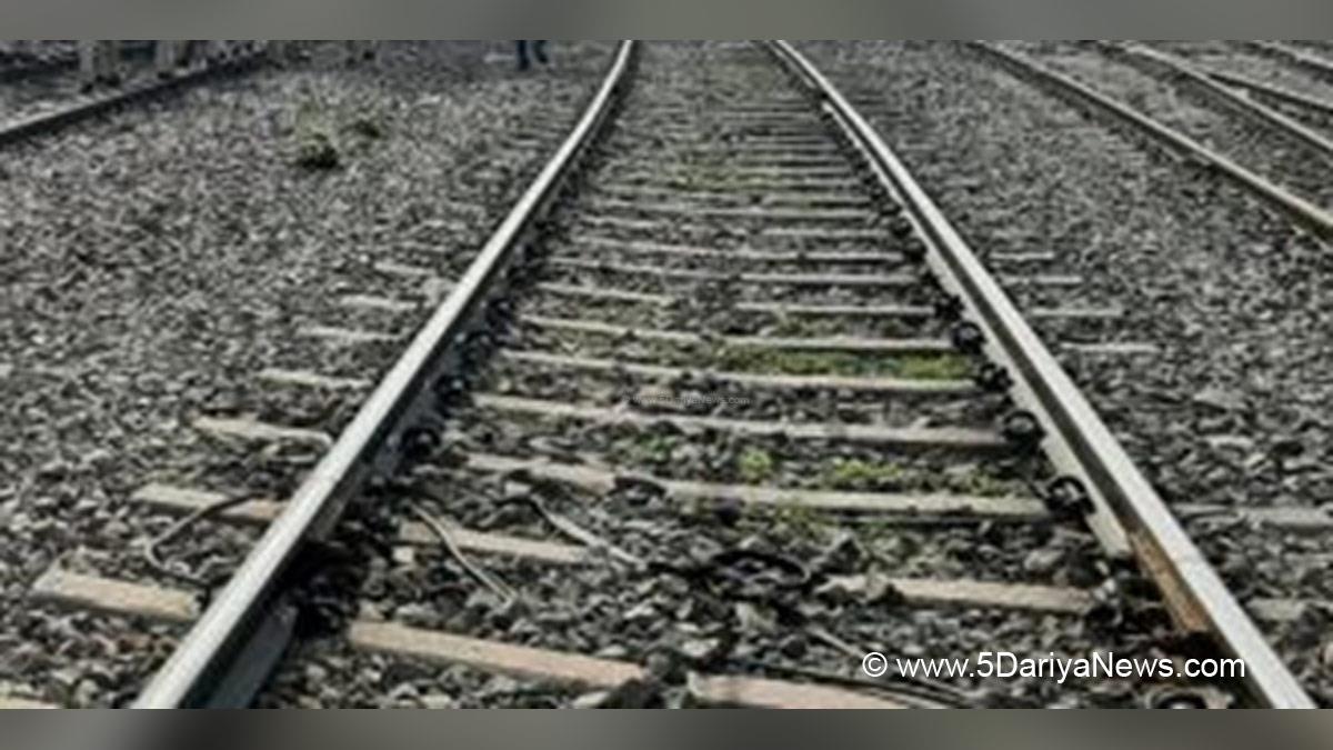 Hadsa World, Hadsa, Iran Tehran, Train, Train Derails