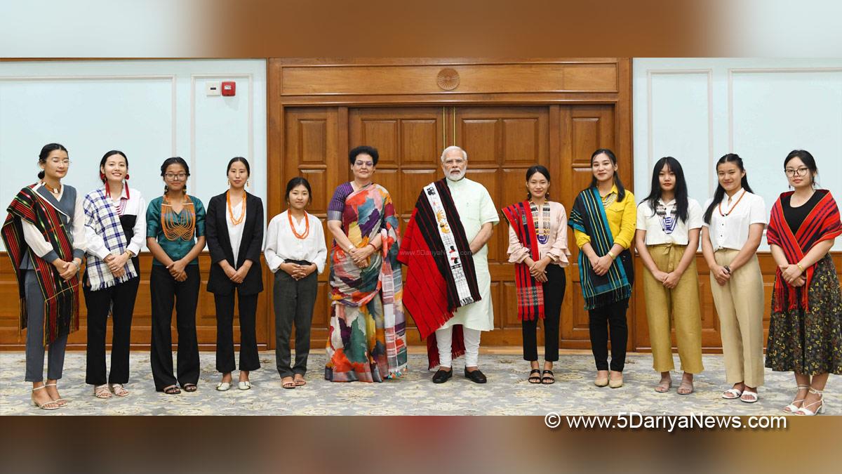 Narendra Modi, Modi, BJP, Bharatiya Janata Party, Prime Minister of India, Prime Minister, Narendra Damodardas Modi, Women Students Nagaland, Lok Kalyan Marg, Ek Bharat Shreshtha Bharat