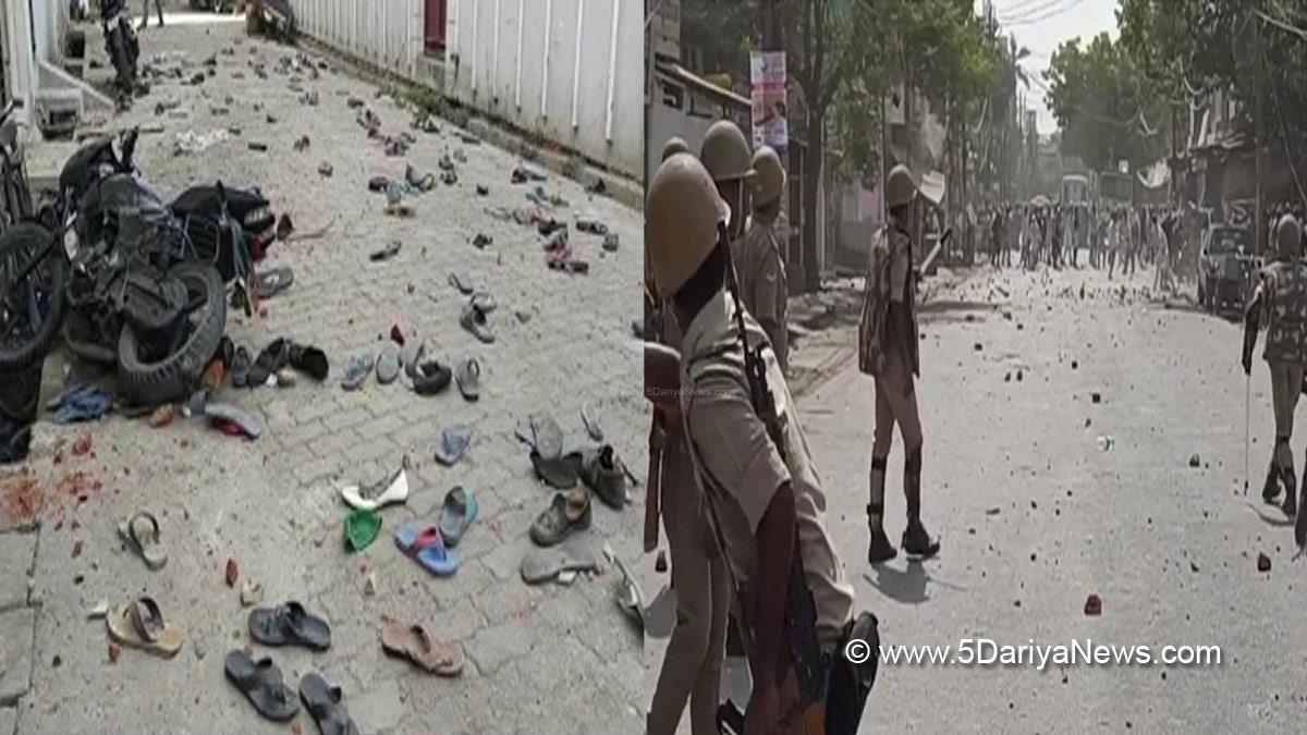 Crime News , Crime News India , Hindu , Muslim , Riots , Jumma , Muslim Stone Pelting , Stone Pelting , Kanpur Protest, Kanpur Violence, Prayagraj, Prayagraj Protest, Prayagraj Violence, Agitation, Jumma