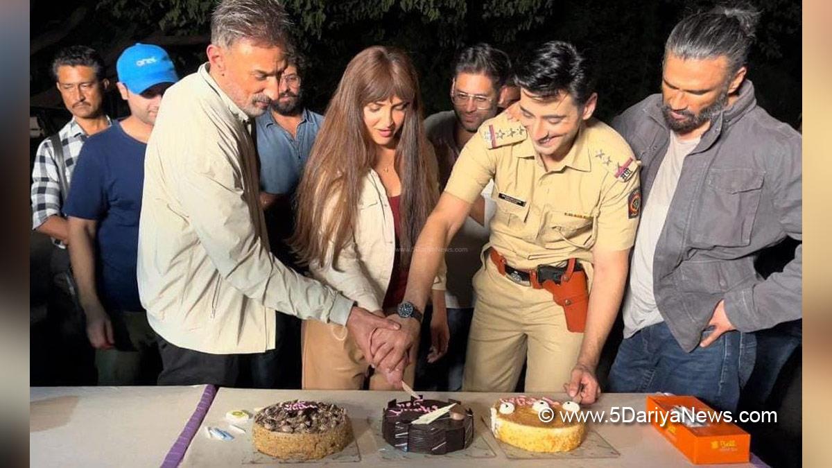 Bollywood, Entertainment, Mumbai, Actor, Cinema, Hindi Films, Movie, Mumbai News, Suniel Shetty, Invisible Woman