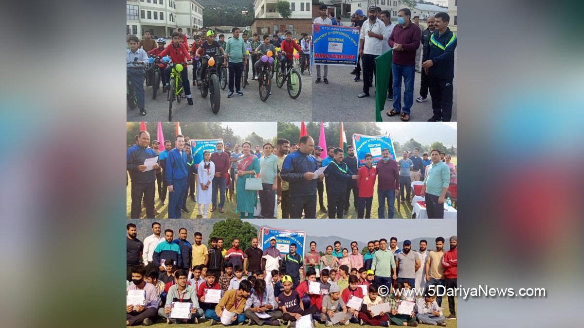 DDC Kishtwar, District Development Commissioner Kishtwar, Ashok Sharma, Kishtwar, Kashmir, Jammu And Kashmir, Jammu & Kashmir, World Bicycle Day, Cycle Rally