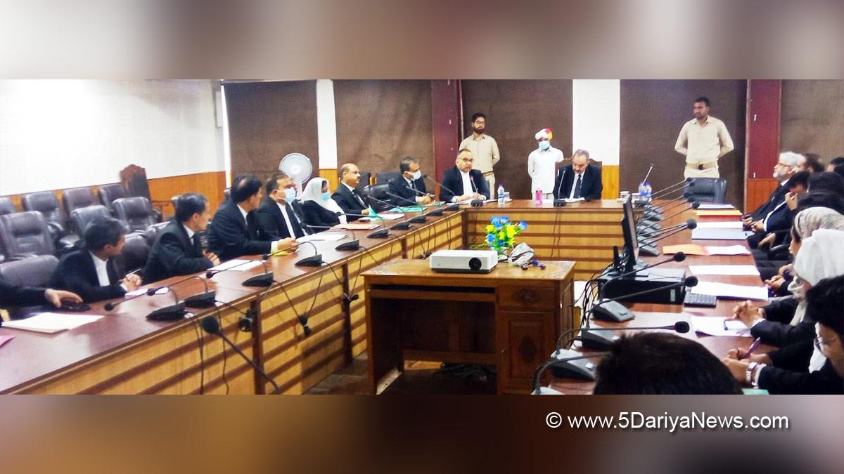 Deputy Commissioner Srinagar, Mohammad Aijaz Asad, Srinagar, Jammu, Kashmir, Jammu And Kashmir, Jammu & Kashmir, Justice Ali Mohammad Magrey
