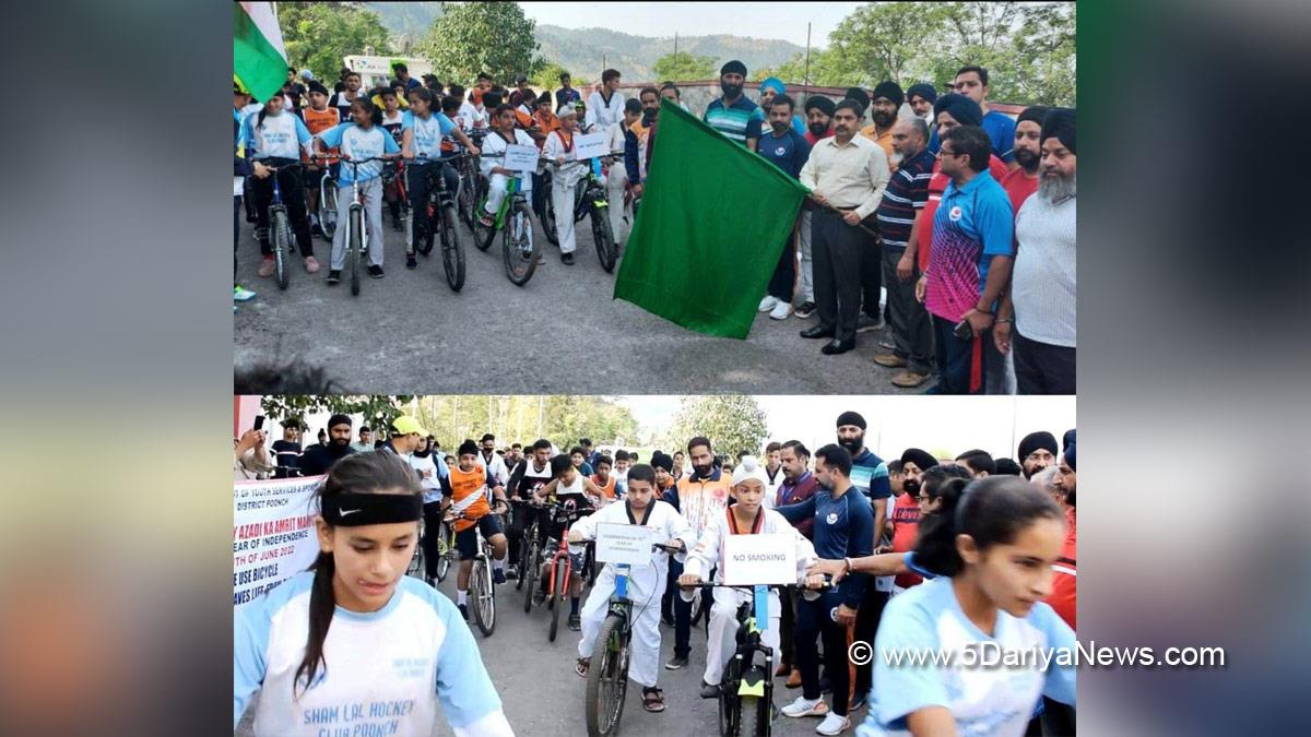 Deputy Commissioner Poonch, Inder Jeet, Poonch, Kashmir, Jammu And Kashmir, Jammu & Kashmir, Azadi ka Amrit Mahotsav, Bicycle Rally