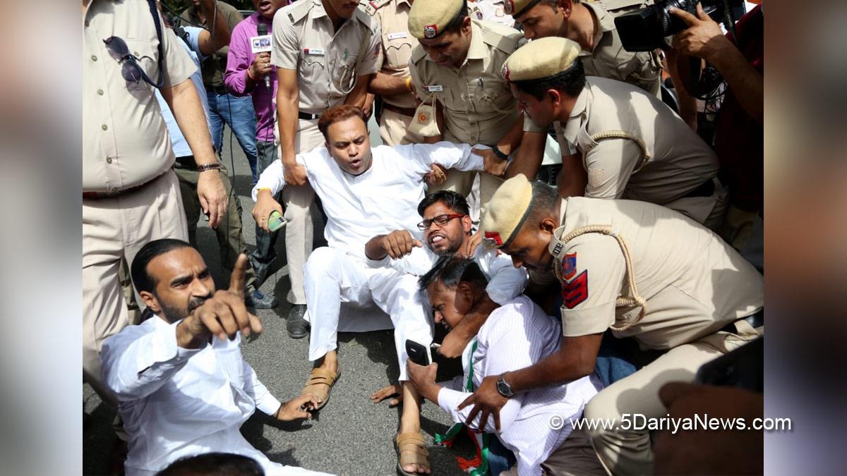 Protest, Agitation, Demonstration, Strike, Congress, Congress ED March, Enforcement Directorate, ED, Rahul Gandhi, Sonia Gandhi, National Herald Case