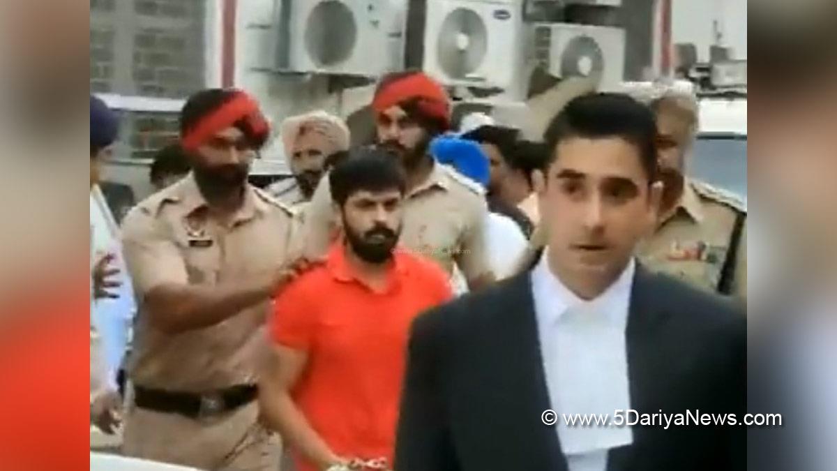 Lawrence Bishnoi , Bishnoi Group , Sachin Bishnoi , Sidhu Moosewala Killed , Sidhu Moosewala Killer , Gangster , Punjab Gangster , Gangster War , Gangster War Punjab, Punjab Police, Lawerence Bishnoi News, Lawrence Bishnoi Remand
