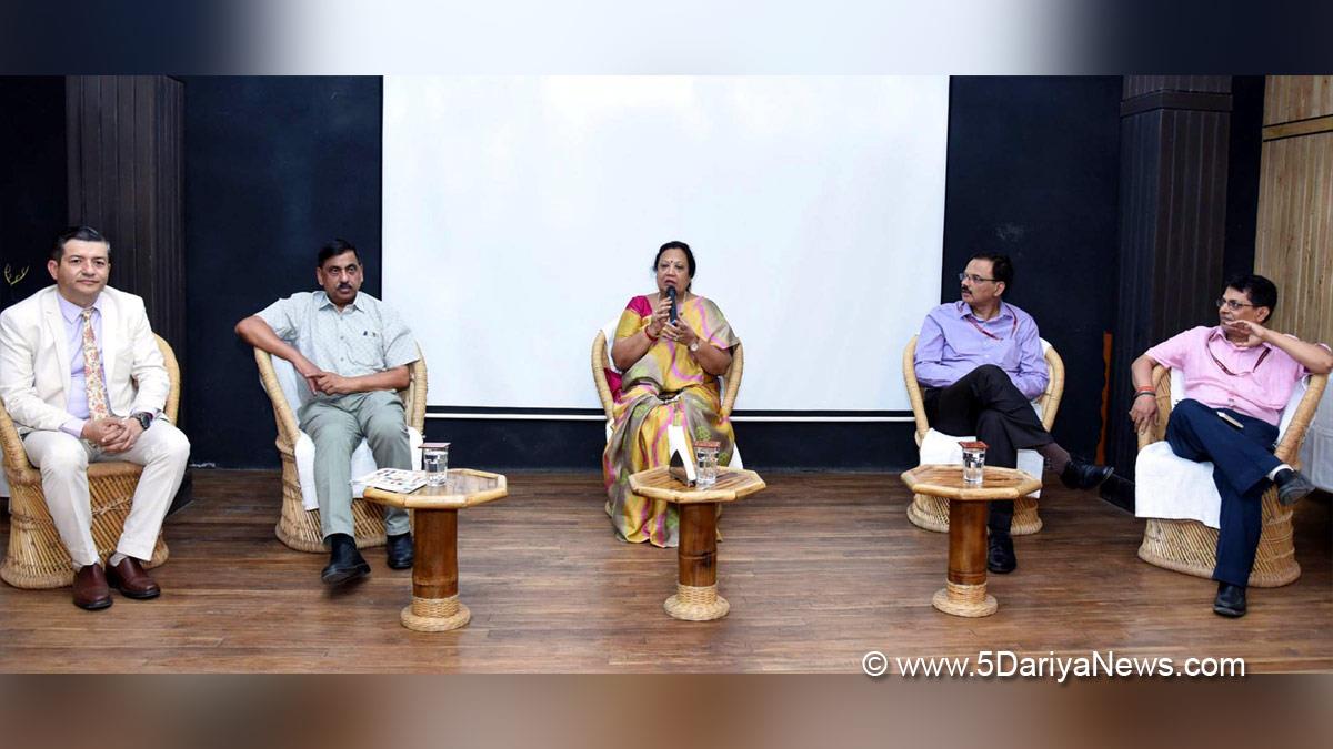 Darshana Jardosh, Darshana Vikram Jardosh, BJP, Bharatiya Janata Party, Minister of State for Textiles, Lota Shop, Central Cottage Industries Corporation, CCIC