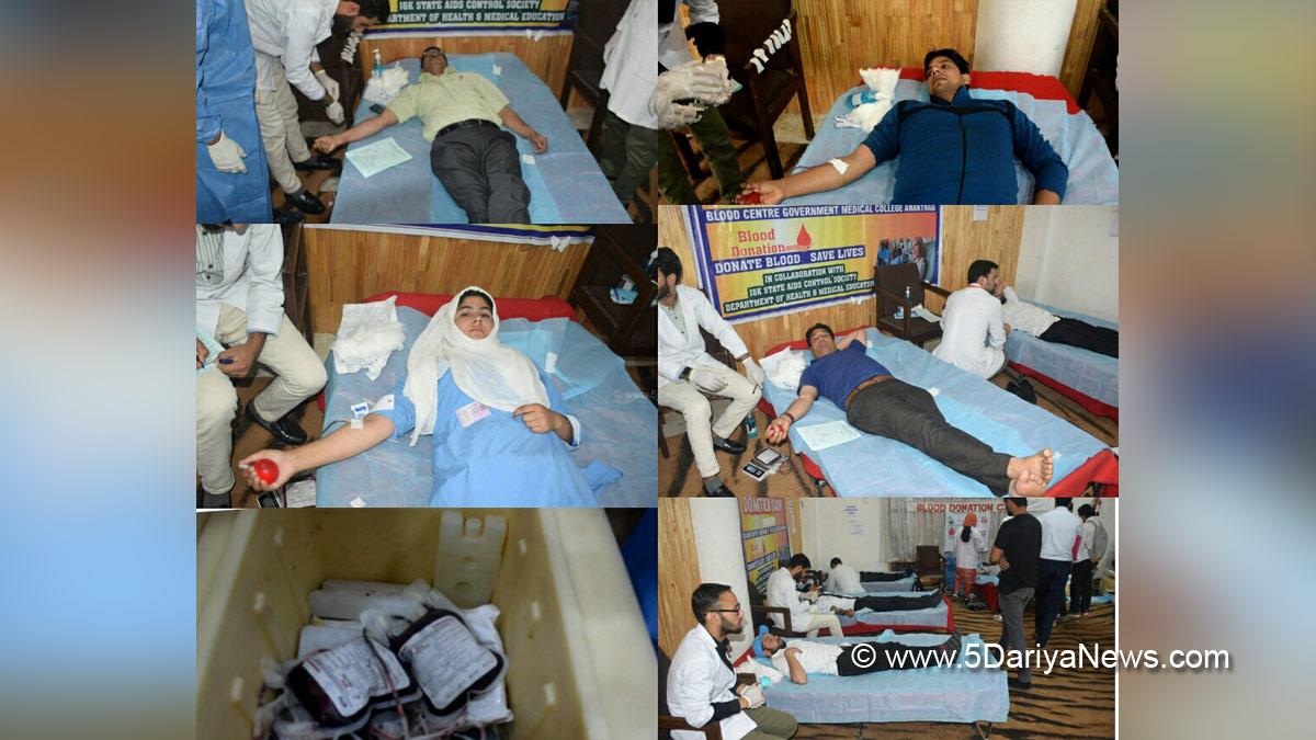 Ghulam Hassan Sheikh,World Blood Donor Day, Blood Camp, Blood donation camp,District Red Cross Society, Anantnag