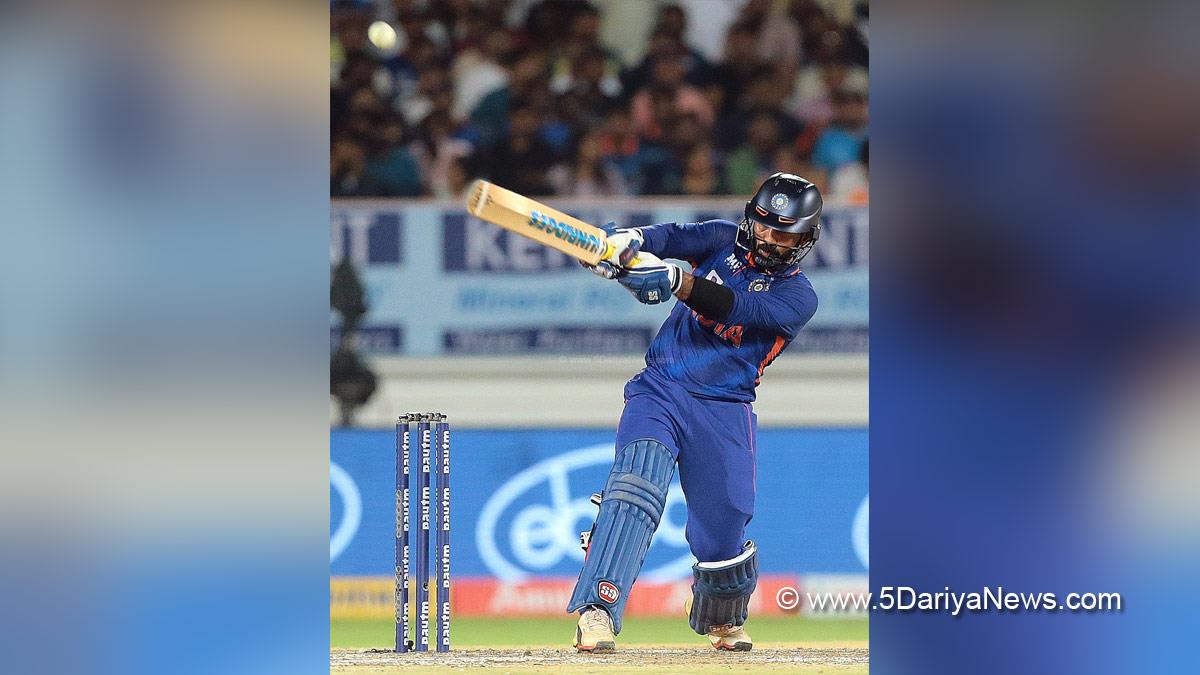 Sports News, Cricket, Cricketer, Player, Bowler, Batsman, Avesh Khan, Dinesh Karthik, Hardik Pandya, IND Vs SA