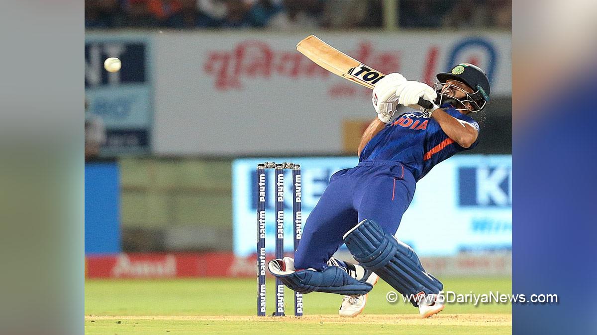 Sports News, Cricket, Cricketer, Player, Bowler, Batsman, Ruturaj Gaikwad, Rahul Dravid