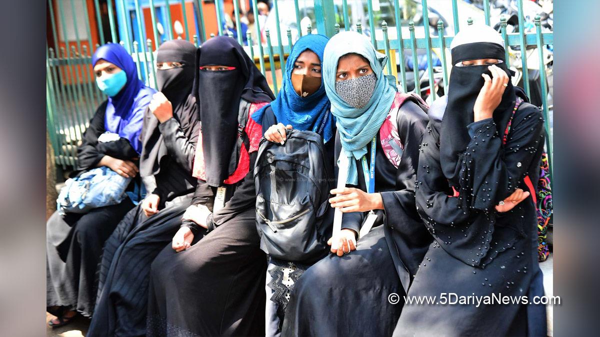 Trending Topics, Hijab Row, Hijab Crisis, Karnataka High Court, Hampanakatta University College