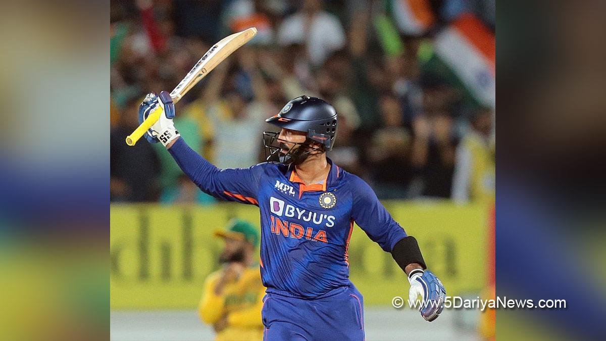 Sports News, Cricket, Cricketer, Player, Bowler, Batsman, Dinesh Karthik, Hardik Pandya, Rahul Dravid