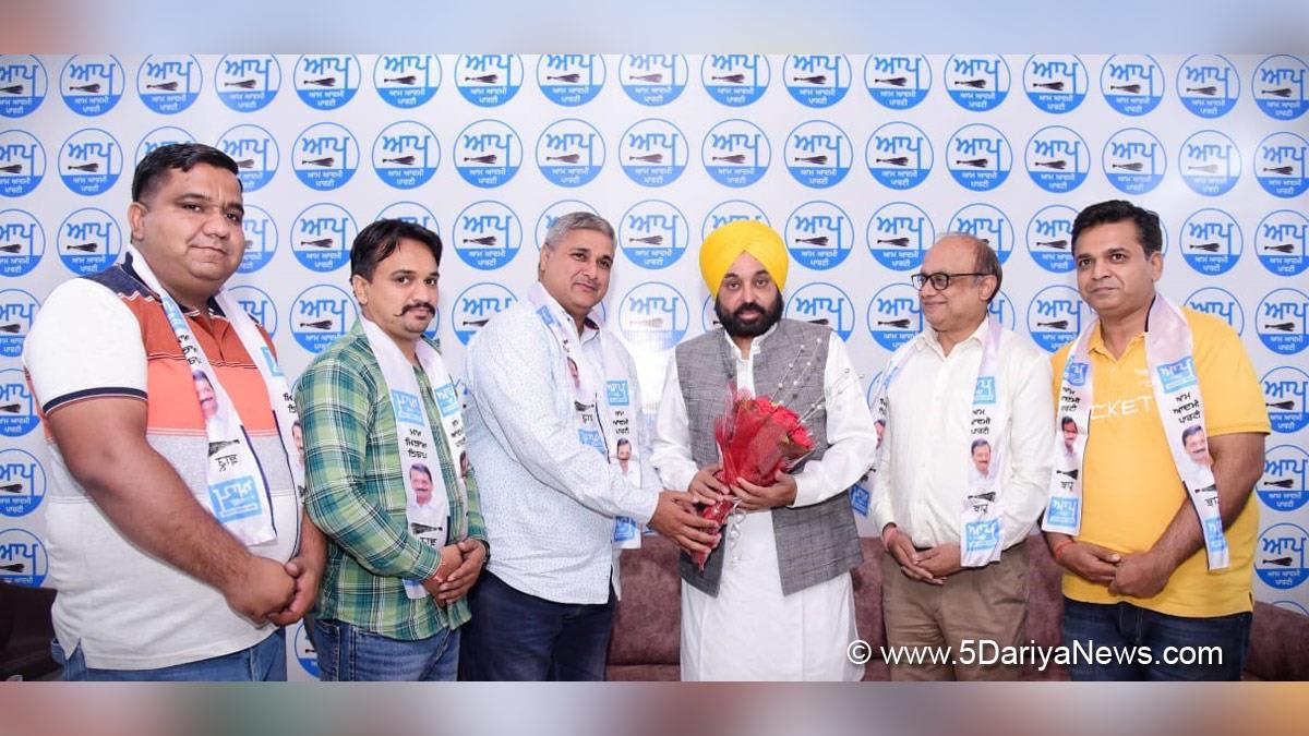 Bhagwant Mann, AAP, Aam Aadmi Party, Aam Aadmi Party Punjab, AAP Punjab, Government of Punjab, Punjab Government, Punjab, Chief Minister Of Punjab, Sandeep Garg, Rajneesh, Dhuri, Aman Garg Garg, President Aggarwal Sabha Dhuri Sandeep Goyal
