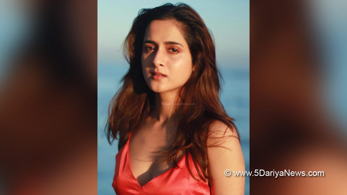 OTT, Entertainment, Mumbai, Actress, Actor, Mumbai News, Jaadugar, Netflix, Arushi Sharma