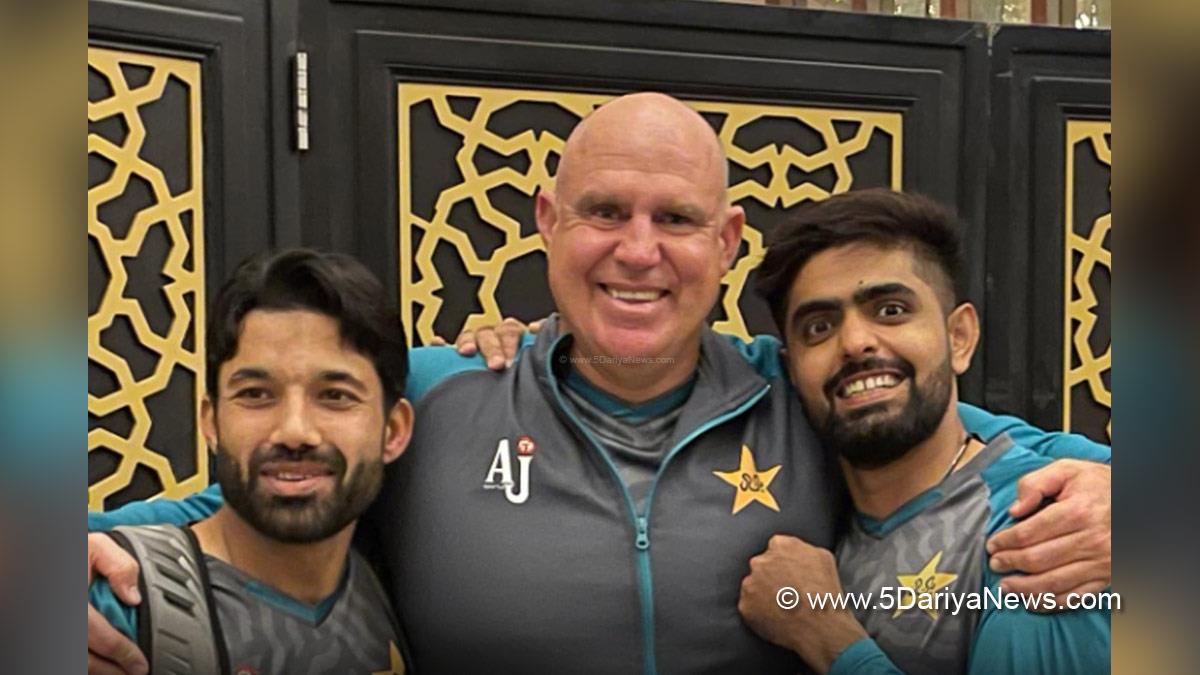 Sports News, Cricket, Cricketer, Player, Bowler, Batsman, Tri Series, T20 World Cup, T20 World Cup 2022, Babar Azam, Pakistan