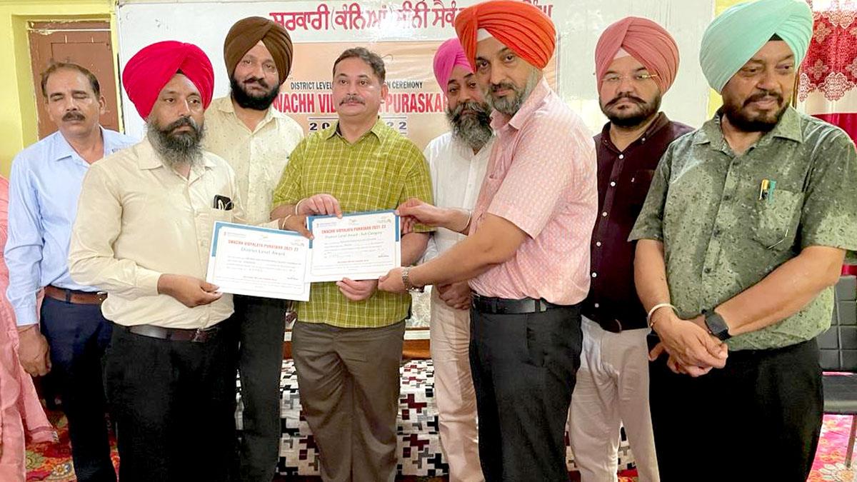DC Tarntaran, Monish Kumar, Tarntaran, Deputy Commissioner Tarntaran