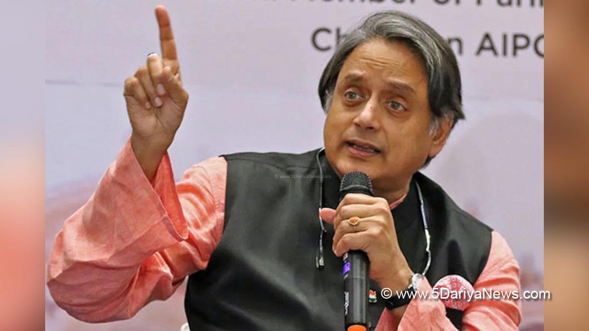 Shashi Tharoor, Indian National Congress, Congress, All India Congress Committee