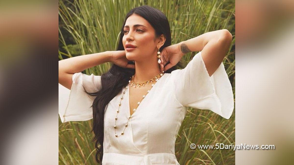 Shruti Haasan, Bollywood, Entertainment, Mumbai, Actress, Cinema, Hindi Films, Movie, Mumbai News, Heroine, Tollywood