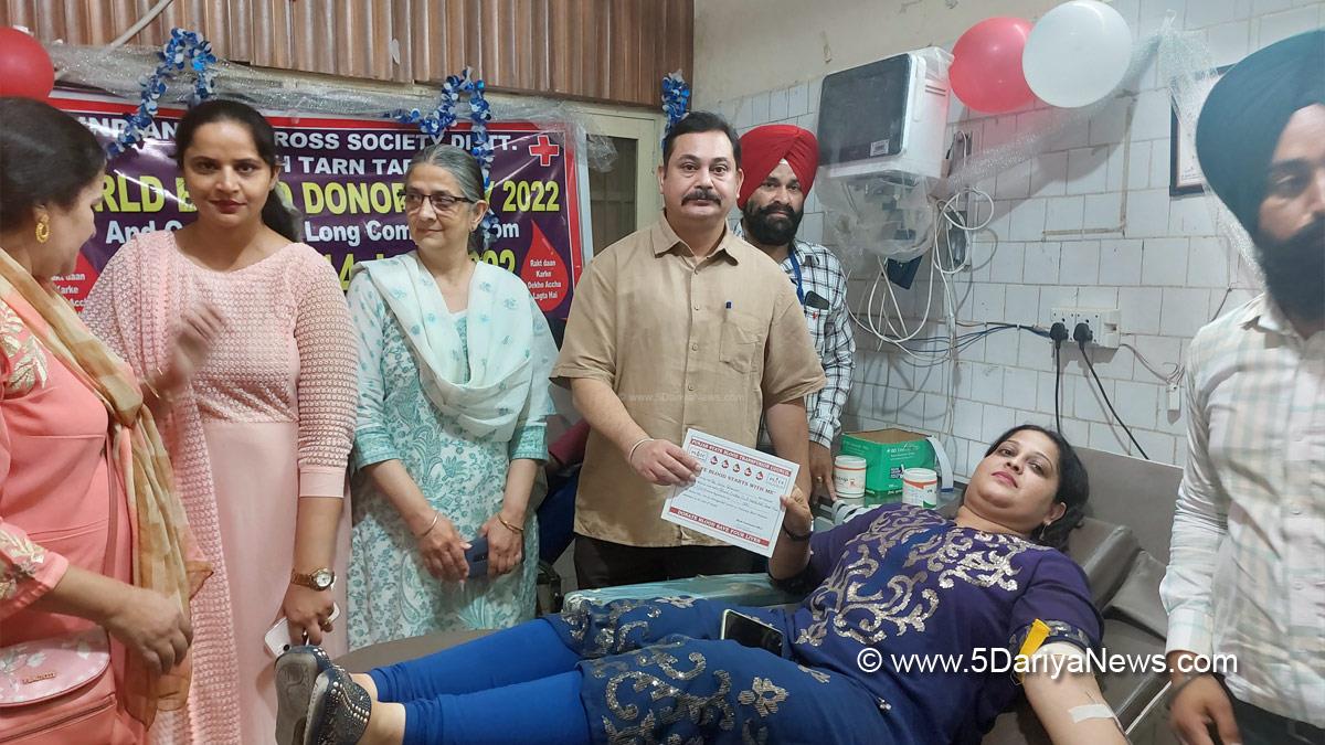 DC Tarntaran, Monish Kumar, Tarntaran, Deputy Commissioner Tarntaran, Blood Camp , Blood Donation Camp