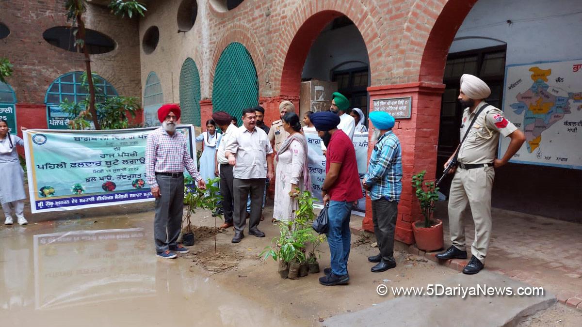 DC Tarntaran, Monish Kumar, Tarntaran, Deputy Commissioner Tarntaran