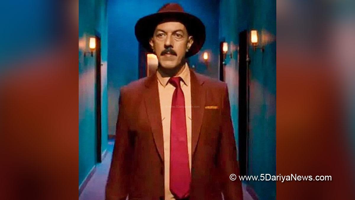 Bollywood, Review, Rajat Kapoor, Rajat Kapoor, Manu Rishi Chadha, Ranvir Shorey, Chandrachoor Rai, Mallika Sherawat, Kubbra Sait, RK Rkay  